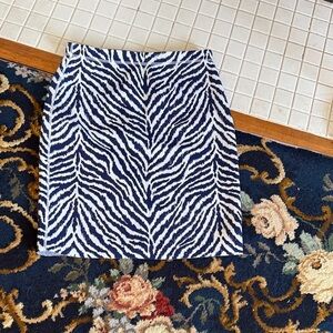 J. Mckaughlin reverse Zebra stretch  Pencil Skirt- never worn 169 retail